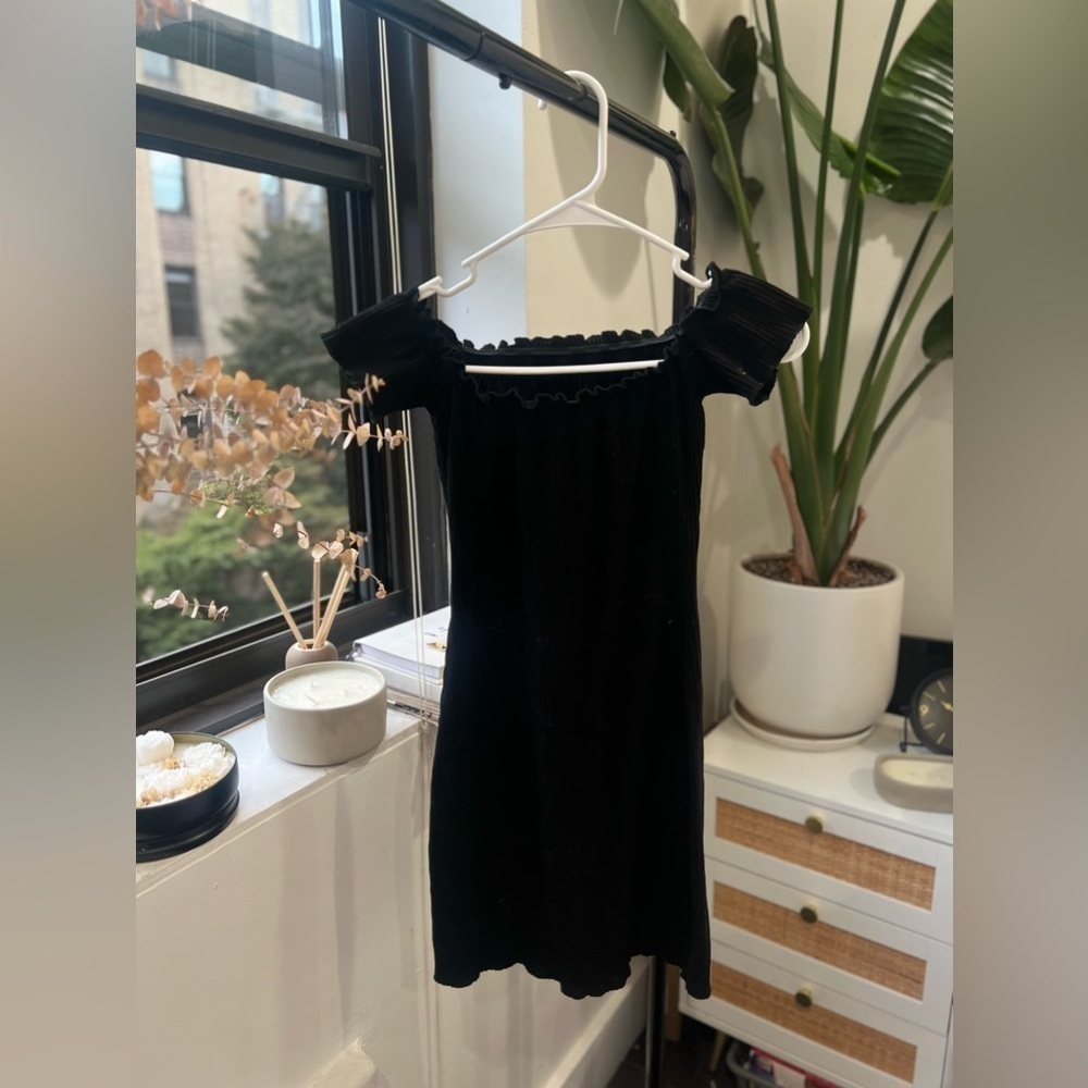 Casual black mini dress